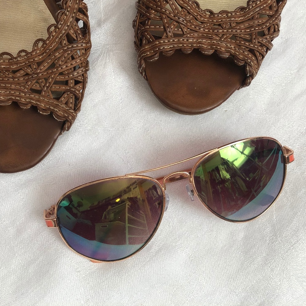 Steve Madden Aviator Sunglasses